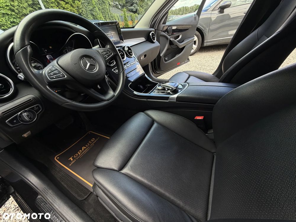 Mercedes-Benz Klasa C 200 9G-TRONIC - 18