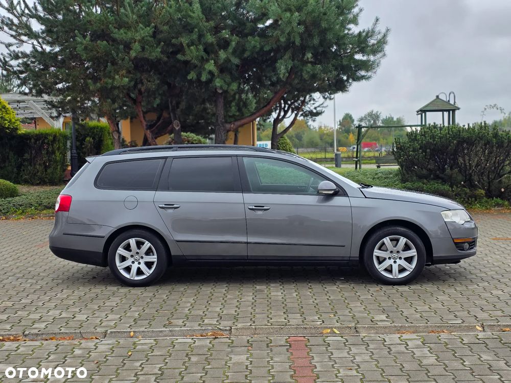 Volkswagen Passat 1.9 TDI Comfortline - 5