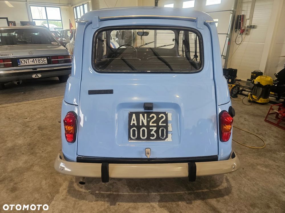Renault 4 - 5