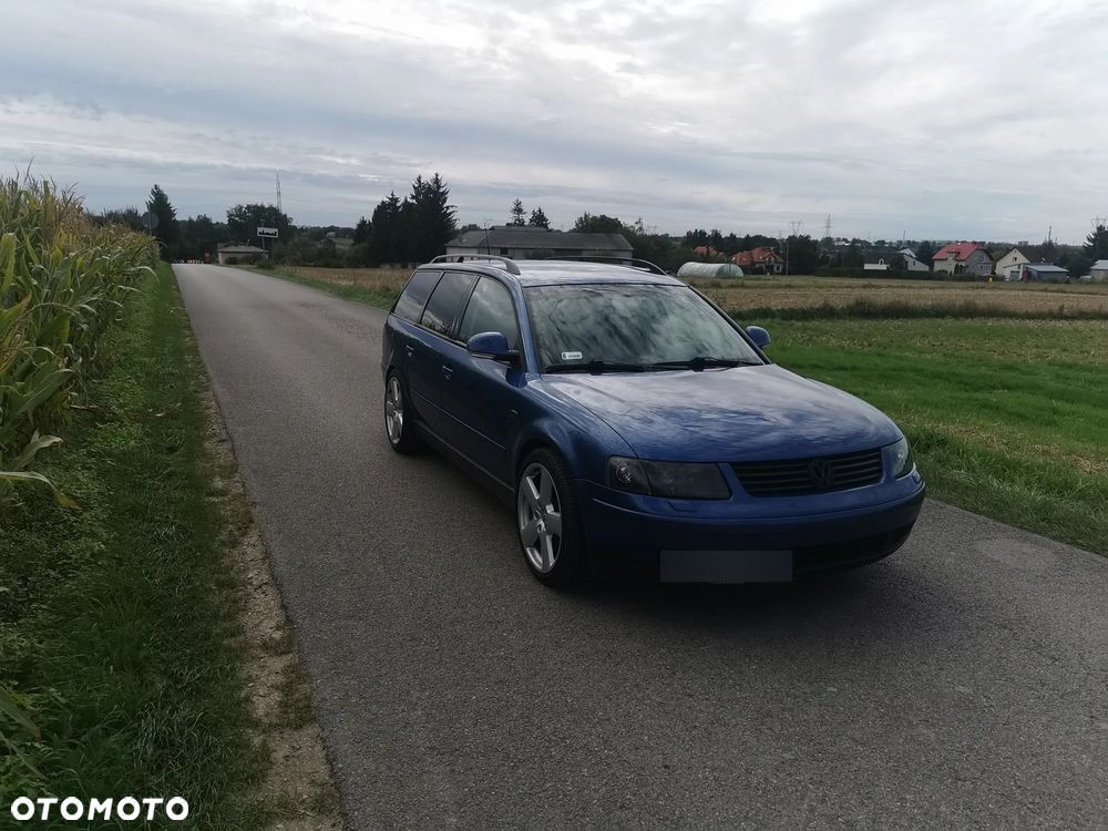 Volkswagen Passat 1.9 TDI Comfortline - 6