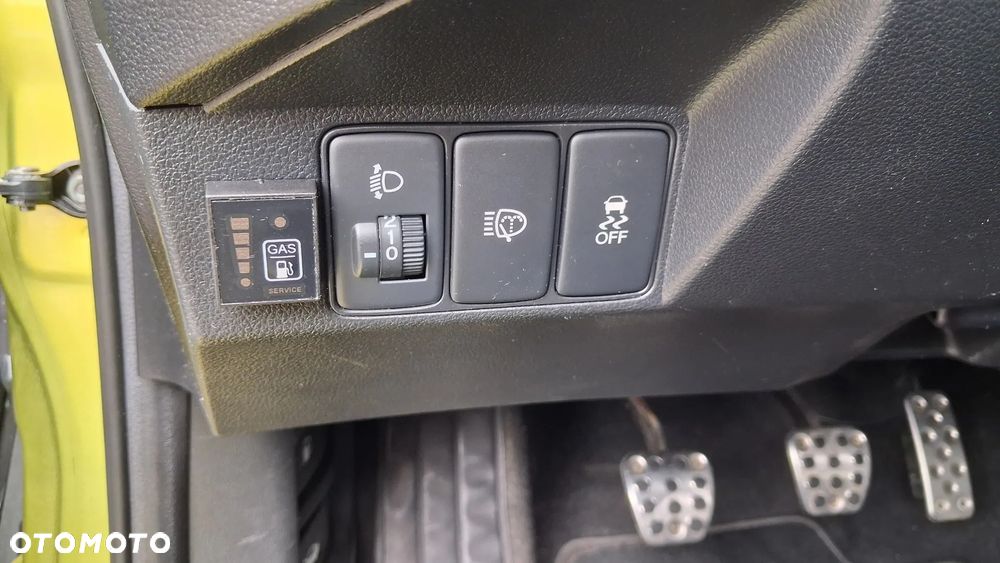 Honda Civic 1.8 Sport - 24