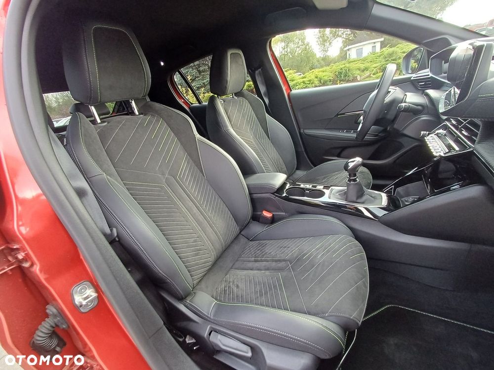 Peugeot 208 1.2 PureTech GT S&S - 16