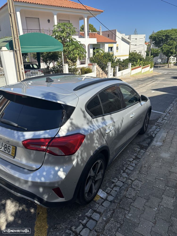 Ford Focus 1.0 EcoBoost Active - 3
