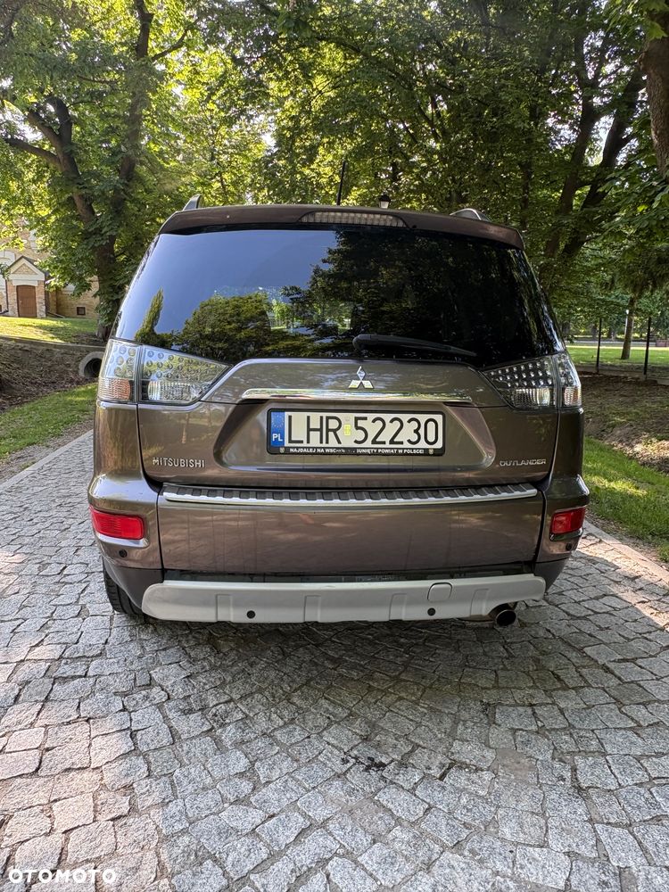 Mitsubishi Outlander 2.0 Intense + 2WD CVT - 15