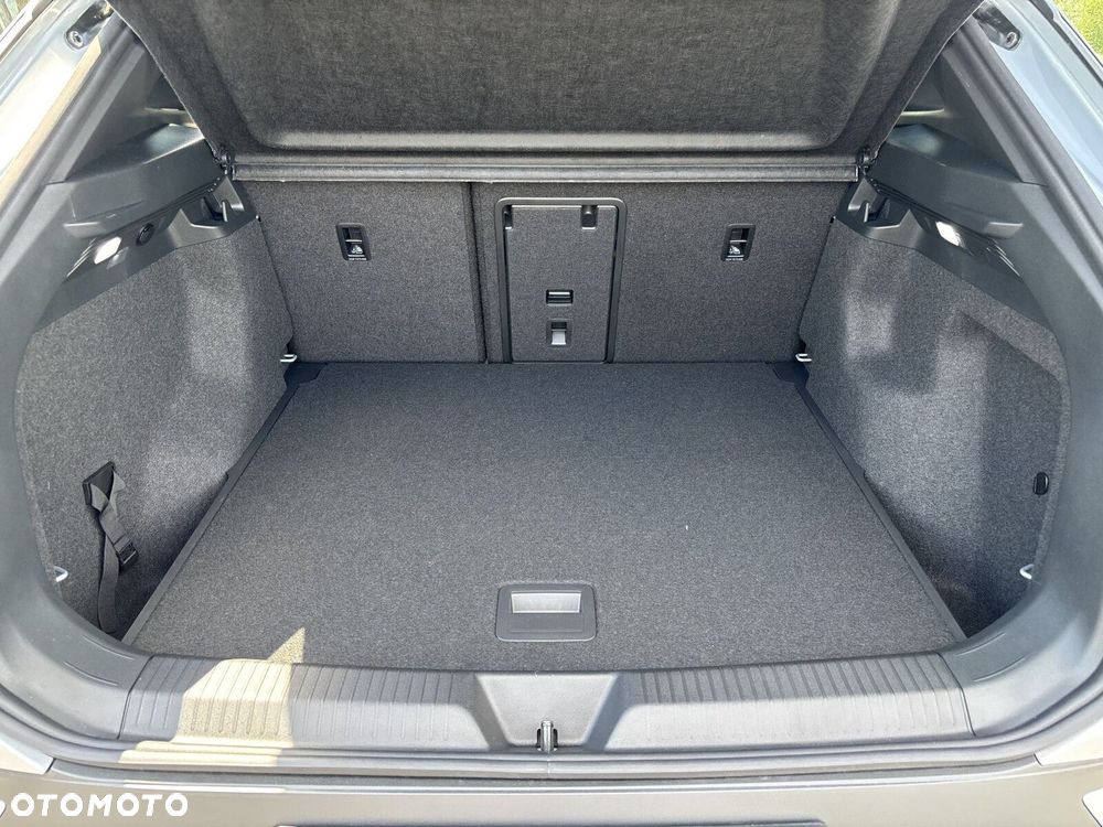 Volkswagen ID.4 - 18