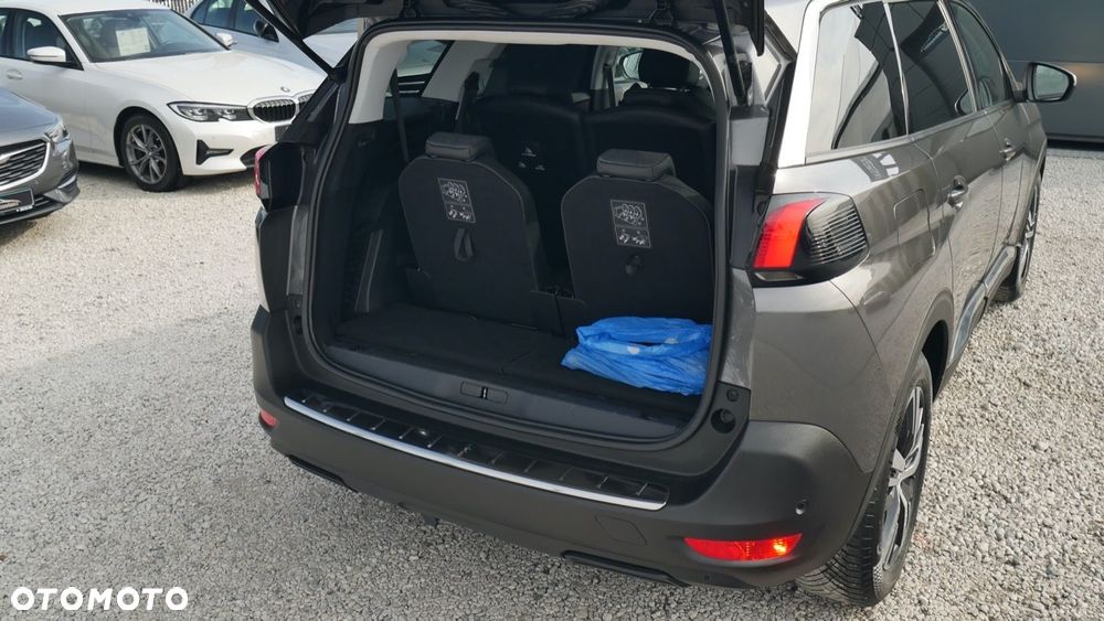 Peugeot 5008 - 18