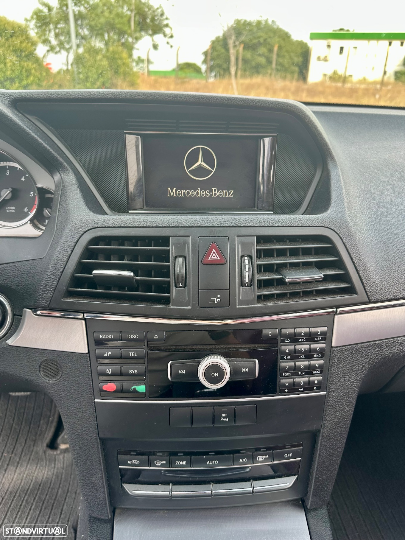 Mercedes-Benz E 250 CDi Avantgarde BlueEfficiency - 10