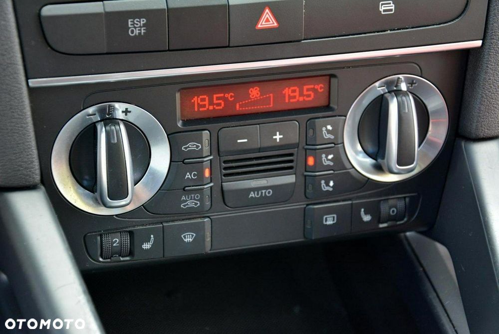 Audi A3 Sportback 1.8 TFSI Attraction S tronic - 30