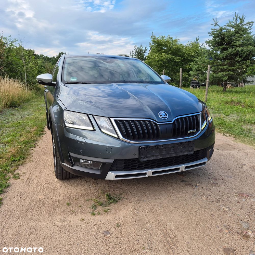 Skoda Octavia 2.0 TDI 4x4 DSG Scout - 8
