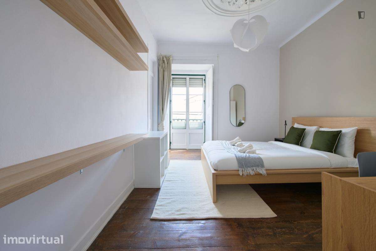 Quarto - localizado em São Bento Lisbon - Grande imagem: 2/23