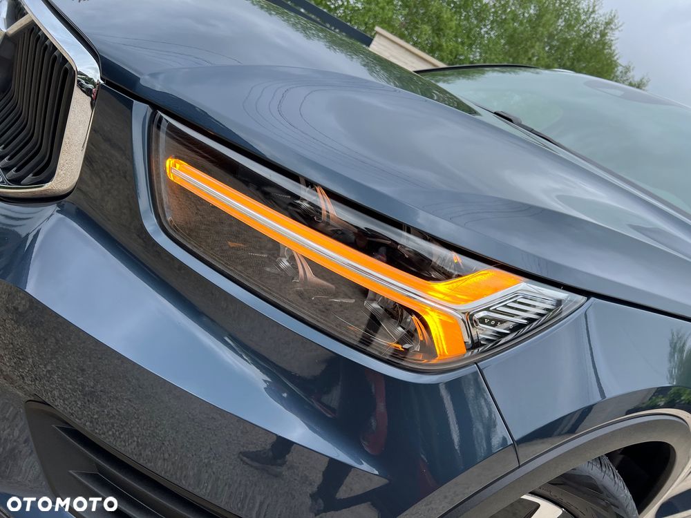 Volvo XC 40 - 6