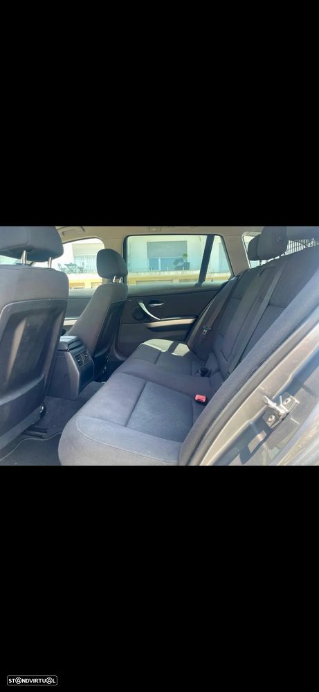 BMW 318 d Navigation - 9