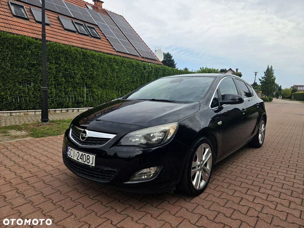 Opel Astra 1.4 T Cosmo EU6 - 1