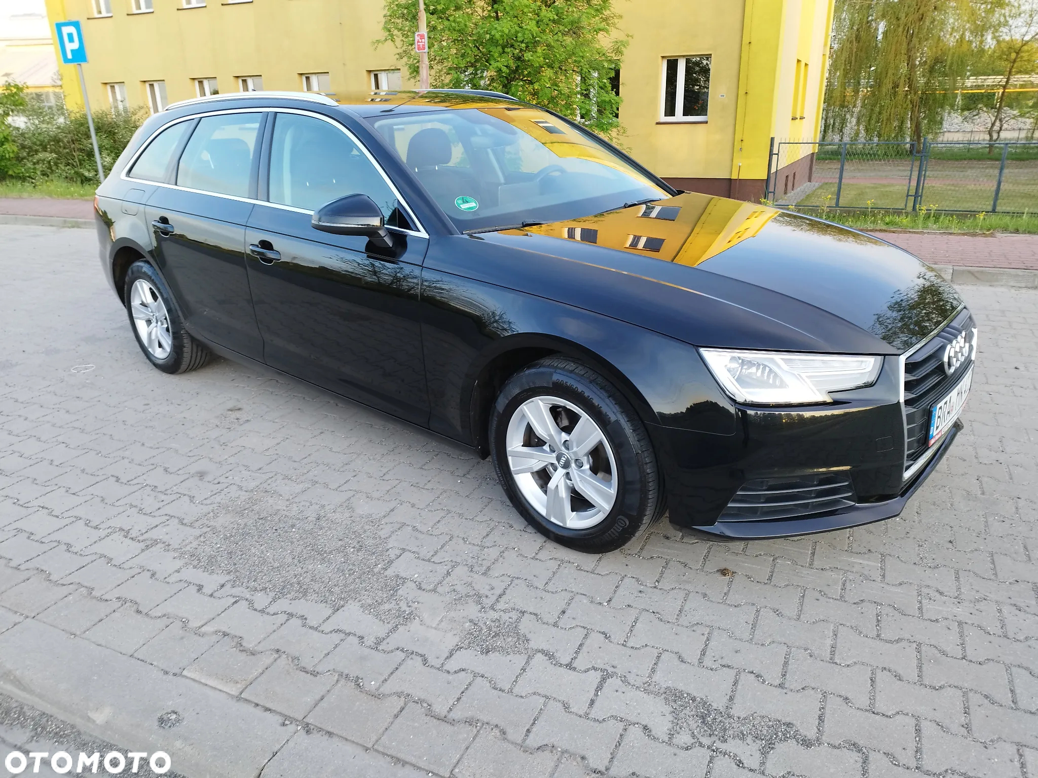 Audi A4 Avant 2.0 TDI design - 20