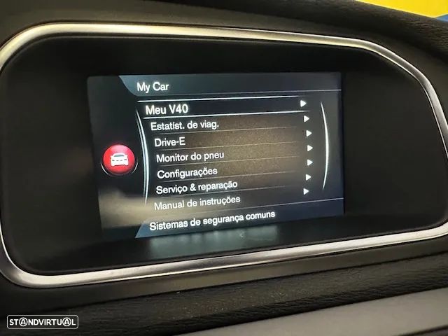 Volvo V40 2.0 D2 Momentum - 17