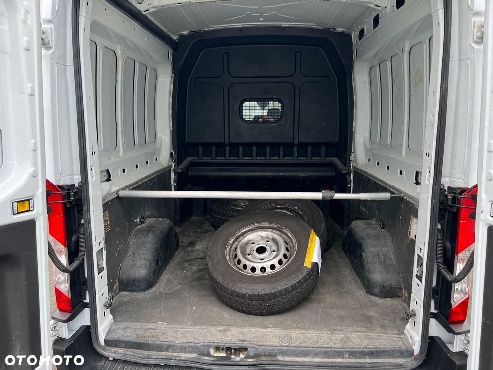 Ford Transit - 14