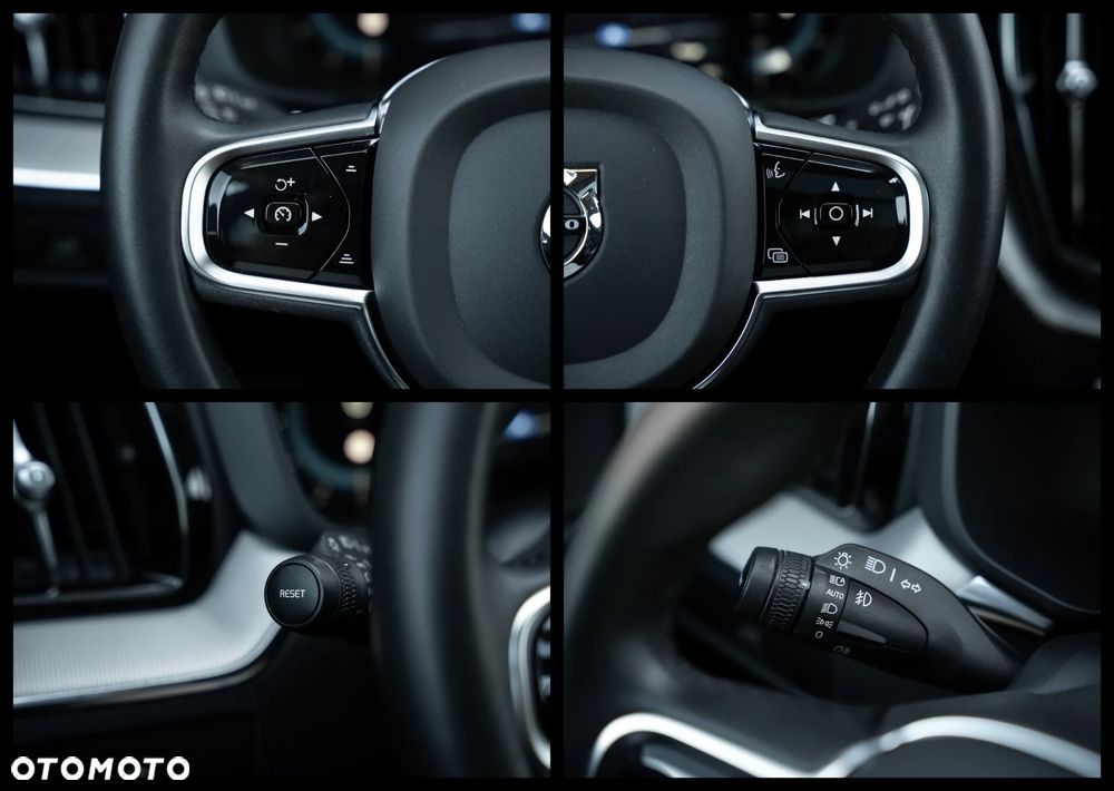 Volvo XC 60 B4 D Plus Dark - 34
