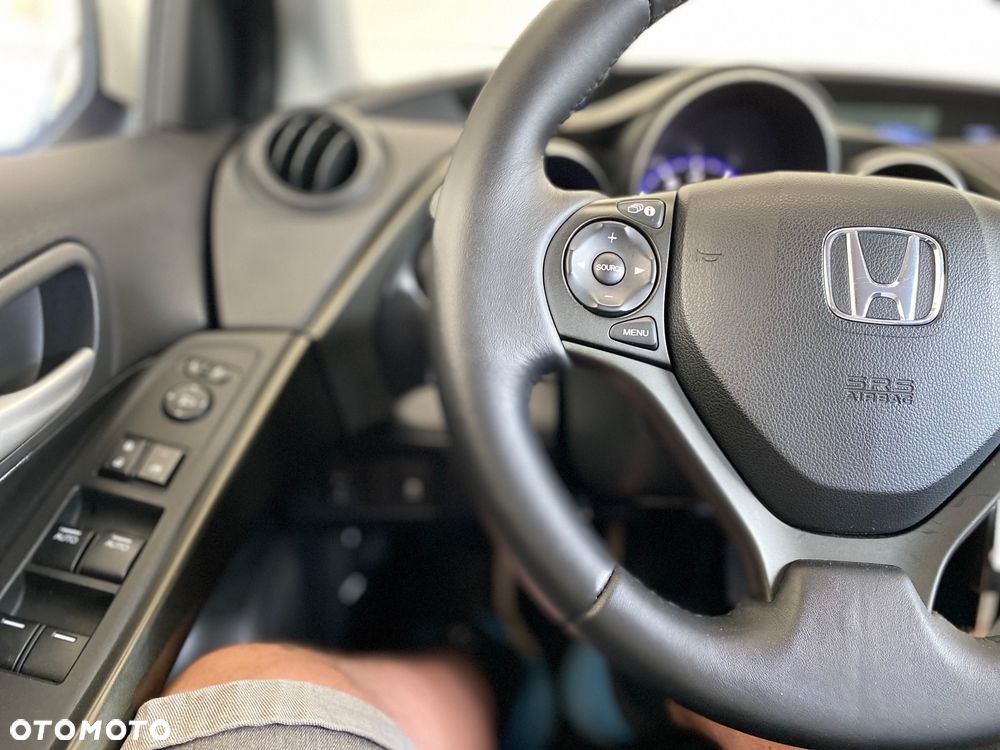 Honda Civic 1.4 Comfort - 23