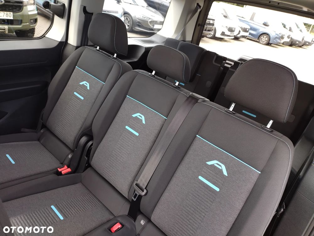 Ford Tourneo Connect Grand - 6
