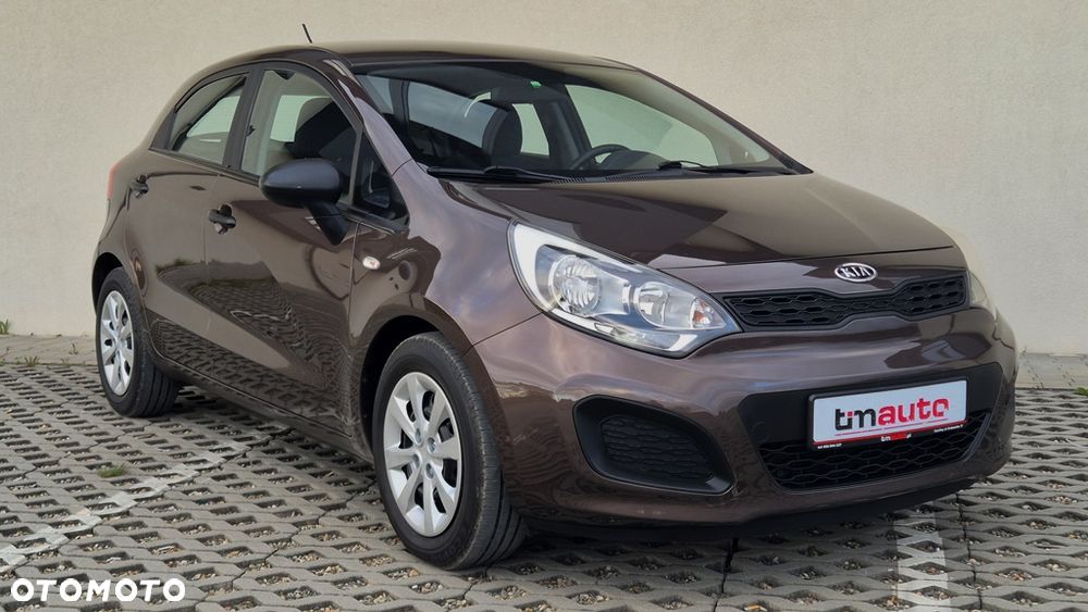 Kia Rio 1.2 L - 26