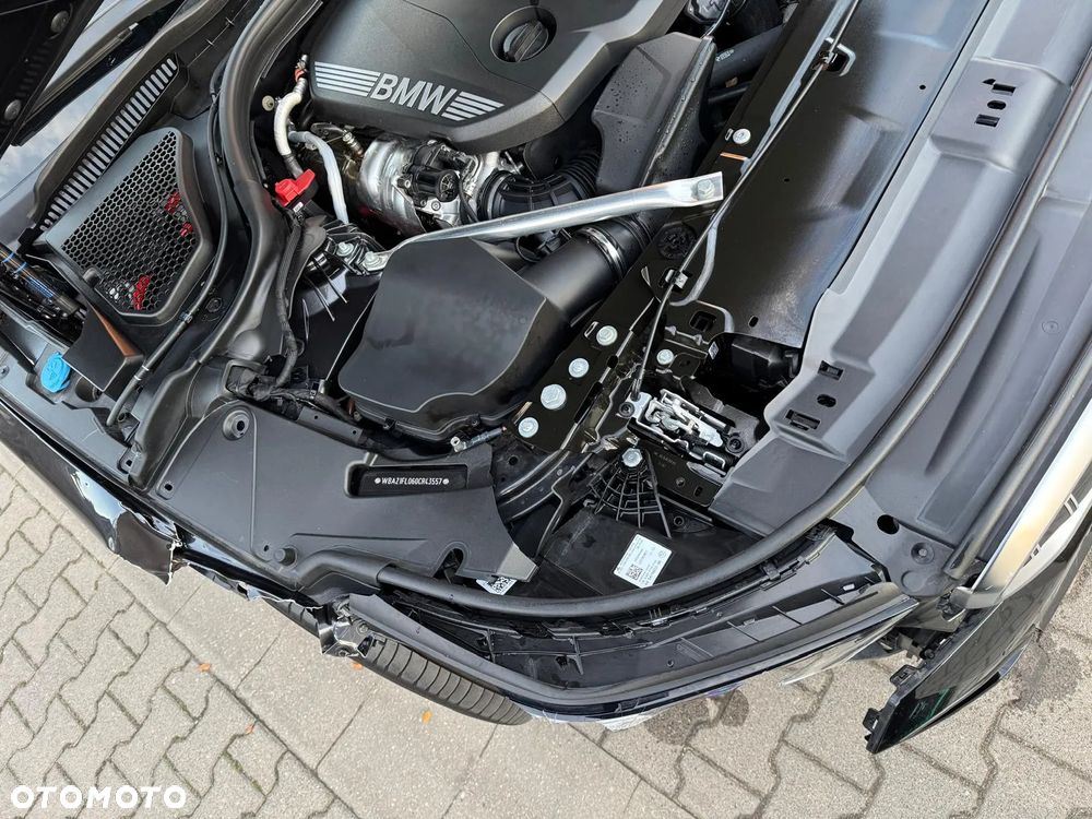 BMW Seria 5 520d xDrive - 18