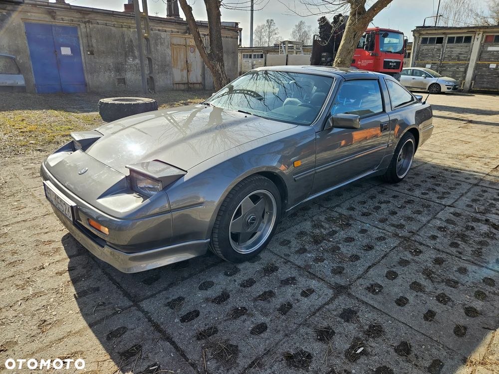 Nissan 300 ZX - 17