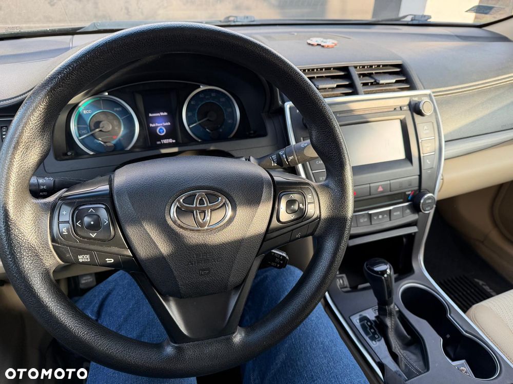 Toyota Camry - 20