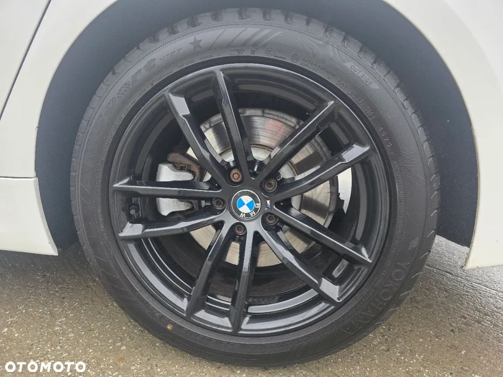BMW Seria 5 520d xDrive - 11