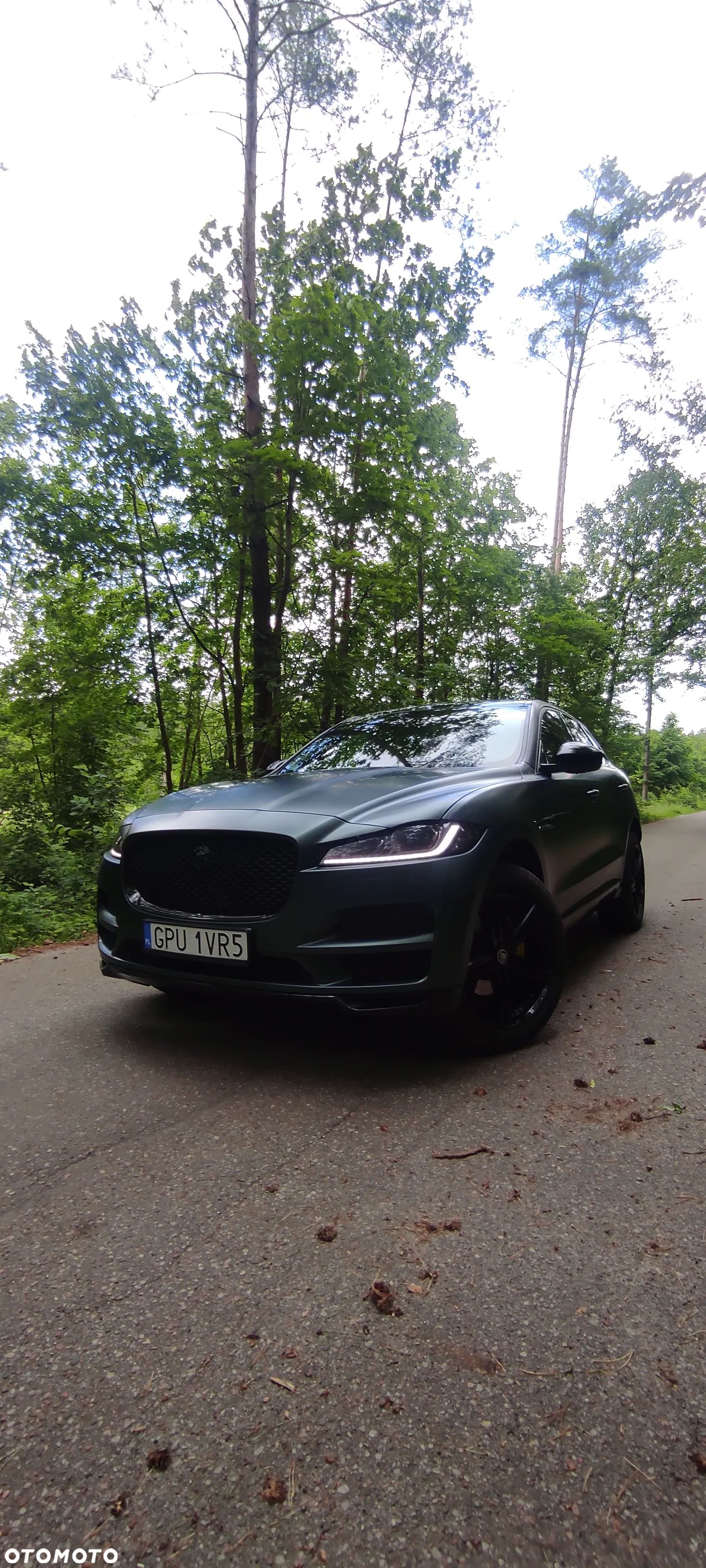 Jaguar F-Pace 2.0 i4D RWD Pure - 1