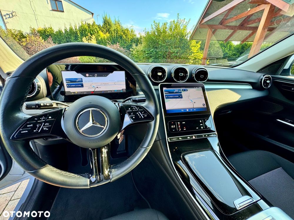 Mercedes-Benz Klasa C - 32