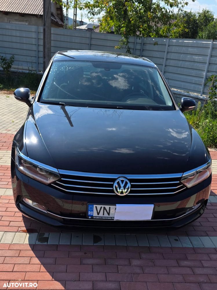Volkswagen Passat 2.0 TDI Comfortline - 9