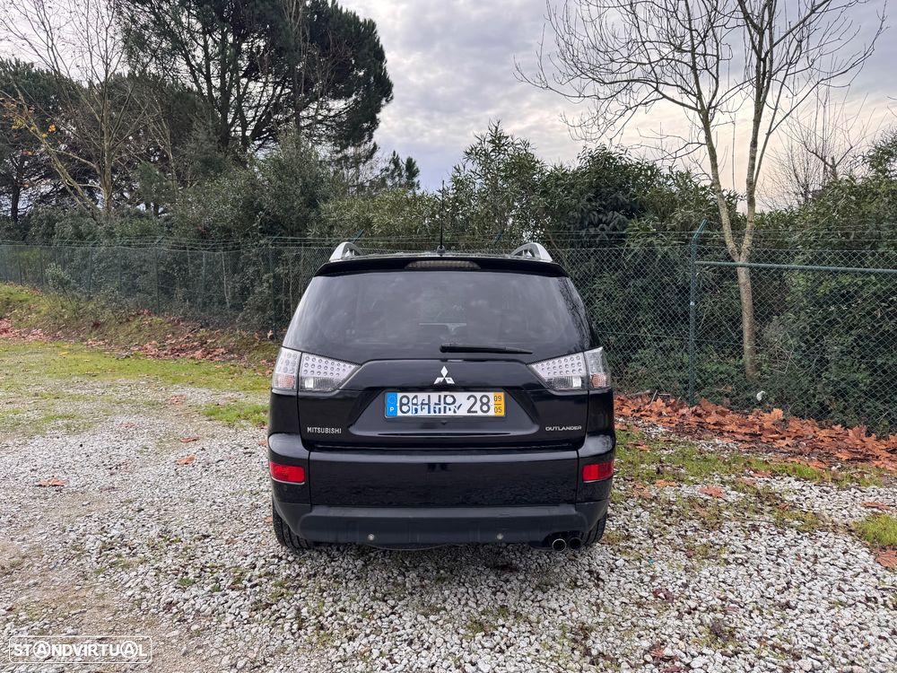 Mitsubishi Outlander 2.0 DI-D Instyle2 4WD - 16