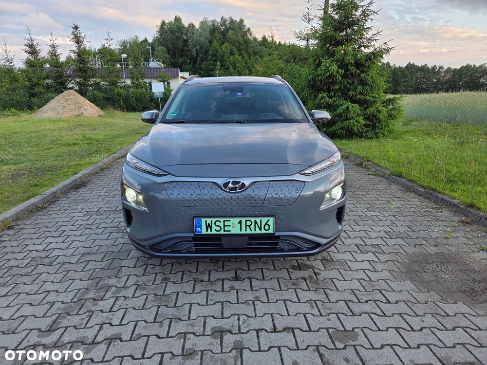 Hyundai Kona 64kWh Premium - 6