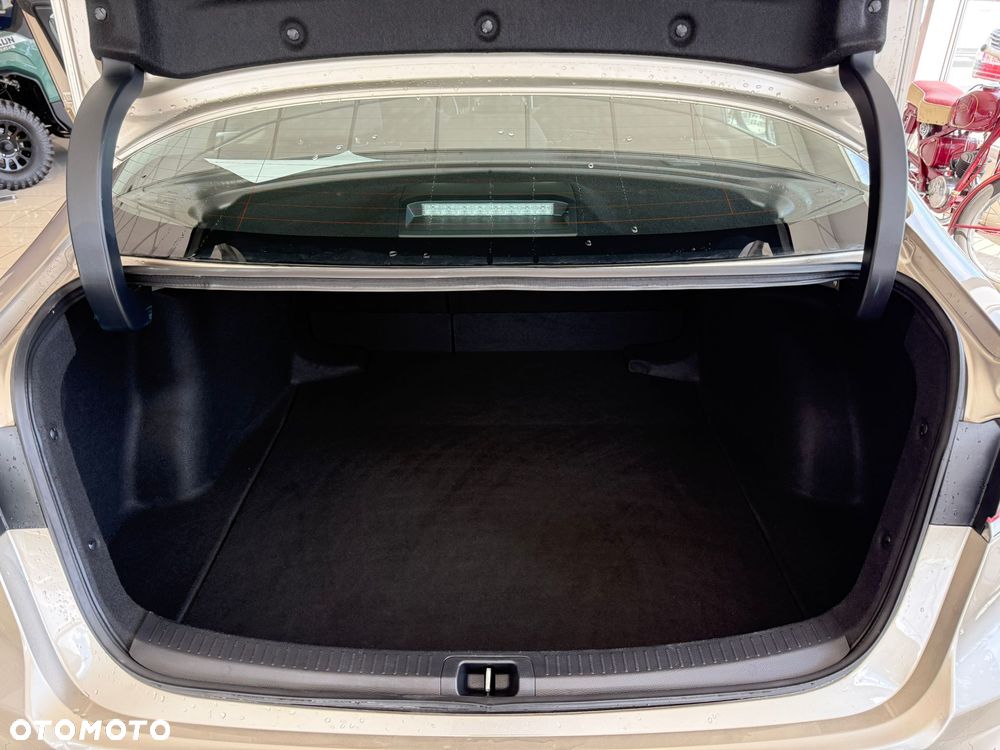 Toyota Corolla 1.5 Comfort - 19