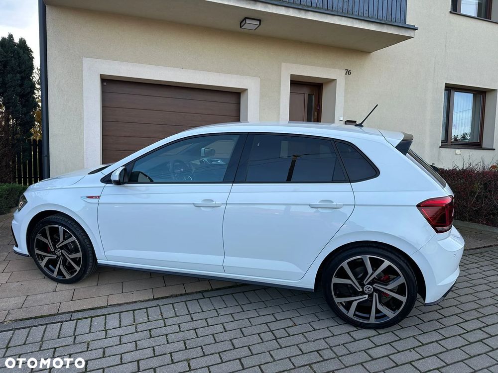 Volkswagen Polo 2.0 TSI DSG GTI - 2
