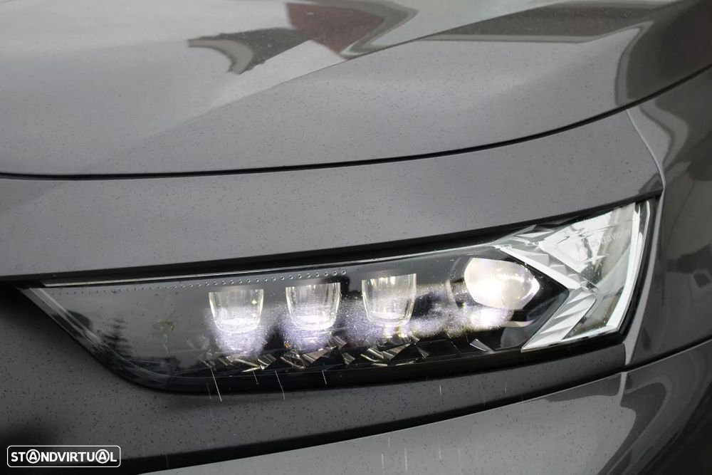 DS DS7 Crossback E-Tense Performance Line EAT8 - 9