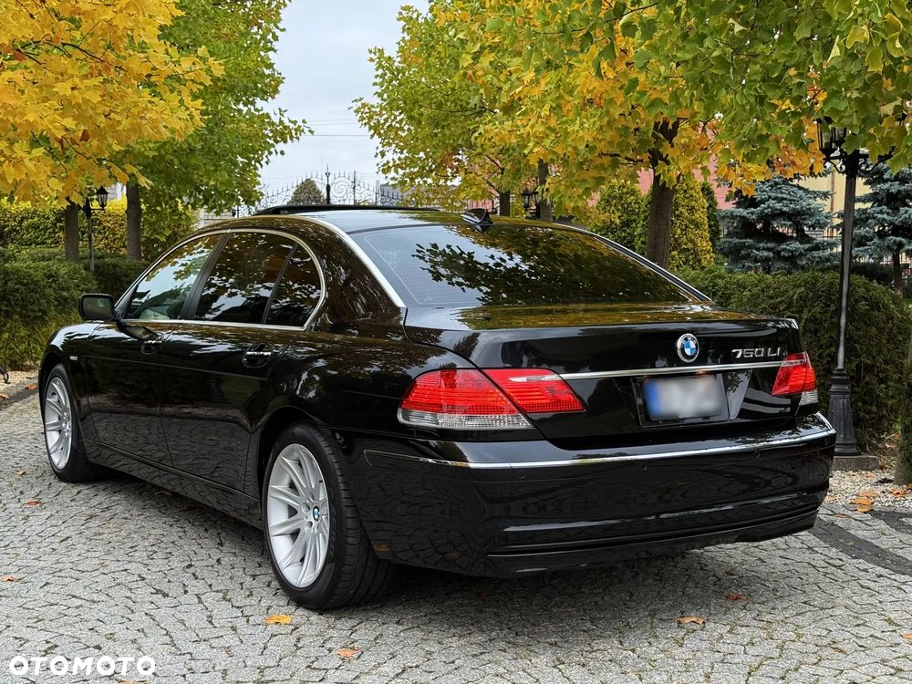 BMW Seria 7 750i L - 6