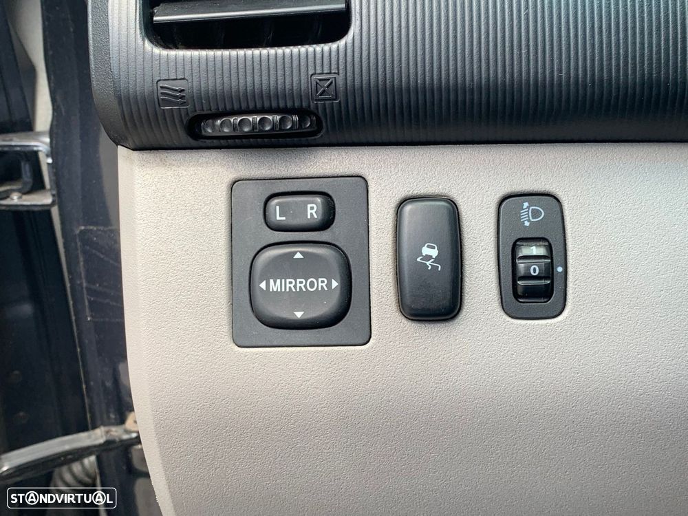 Mitsubishi L200 2.5 DI-D CD Intense JLL/MASC - 34