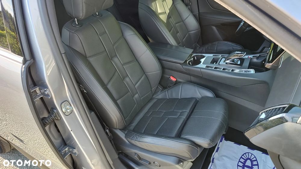 DS Automobiles DS 7 Crossback - 30