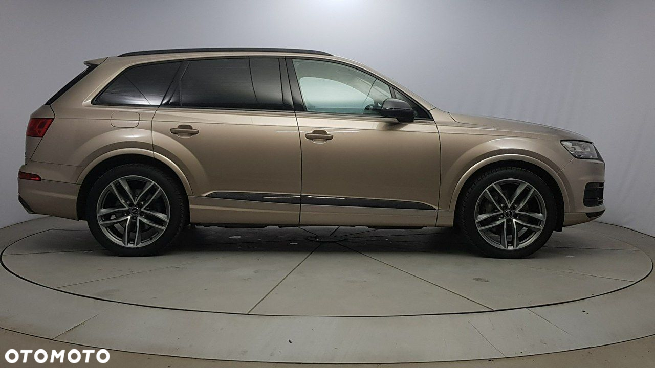 Audi Q7 - 8