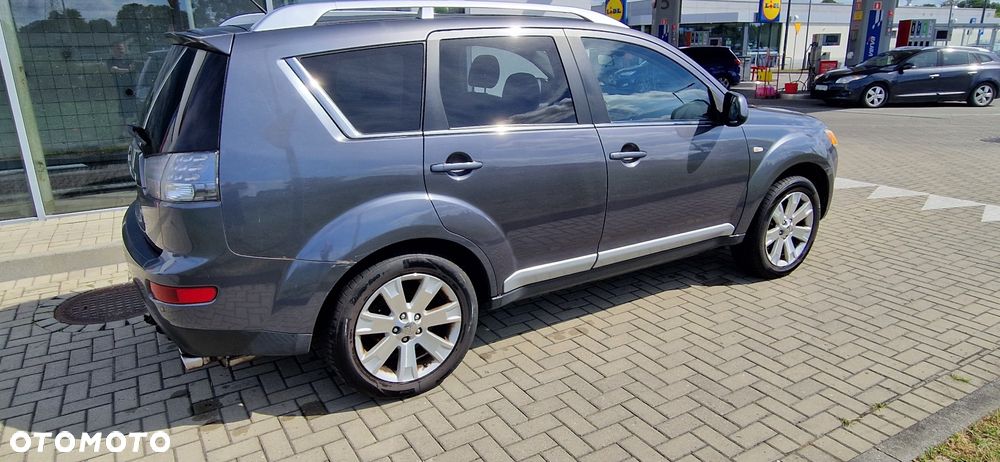 Mitsubishi Outlander 2.2 DID Instyle - 16