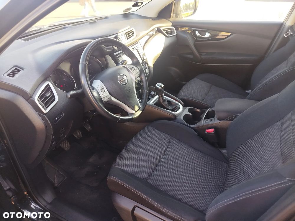 Nissan Qashqai - 16