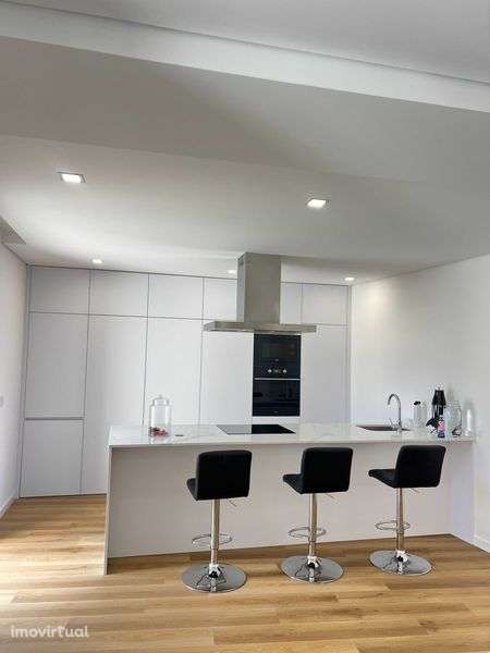 MORADIA T3 VALE DE CAMBRA - Grande imagem: 2/12