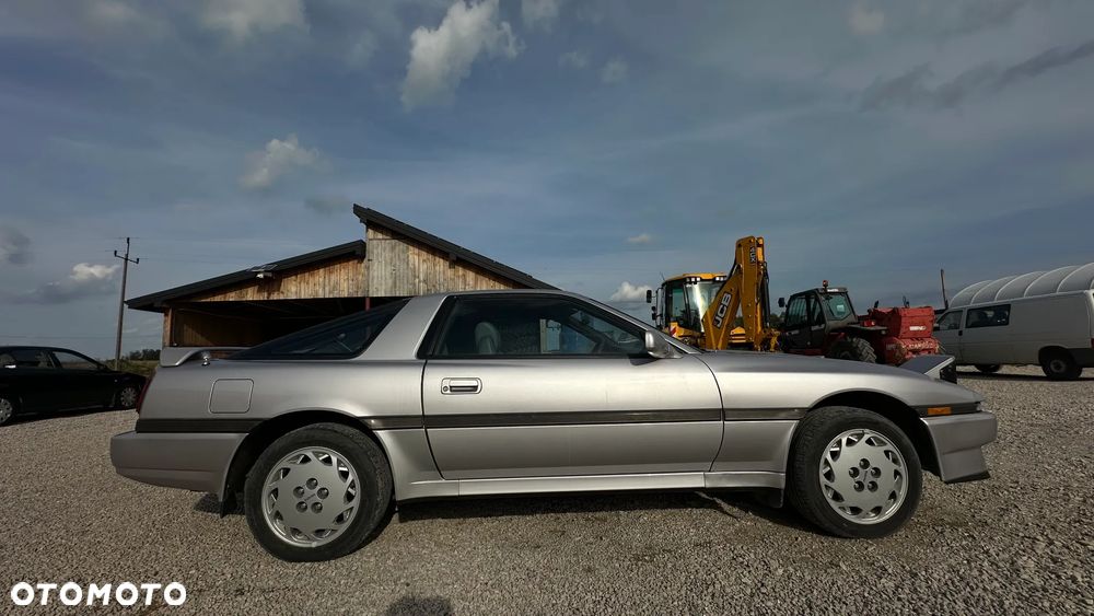 Toyota Supra - 4