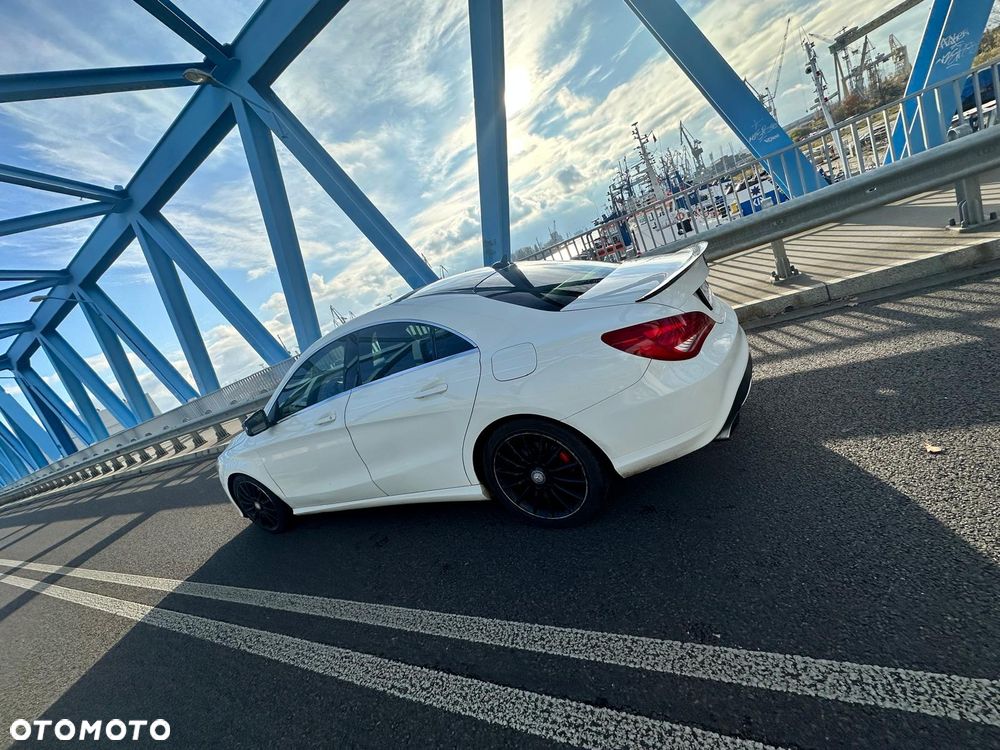 Mercedes-Benz CLA 250 7G-DCT - 6