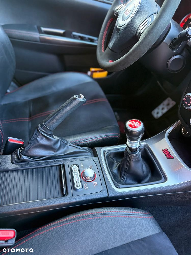 Subaru Impreza 2.5 WRX STI - 16