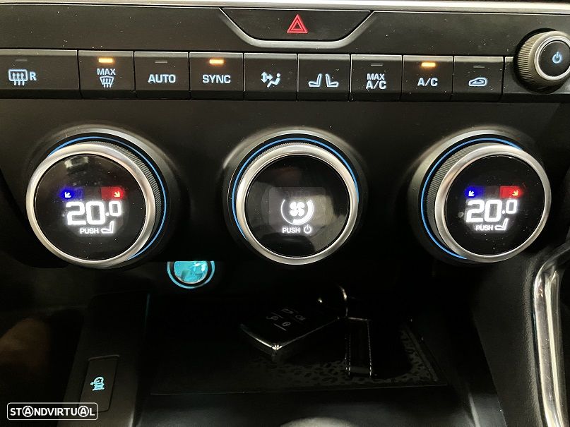 Jaguar E-Pace 2.0 i4D R-Dynamic S AWD Aut. - 50