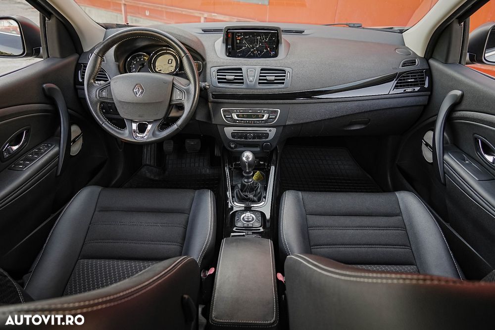 Renault Megane ENERGY TCe 130 BOSE EDITION - 5