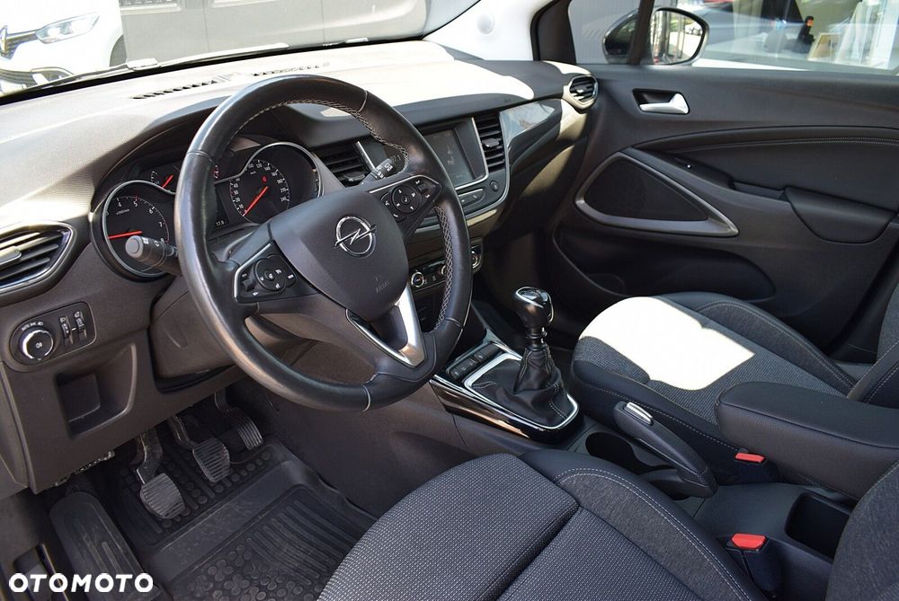 Opel Crossland - 11