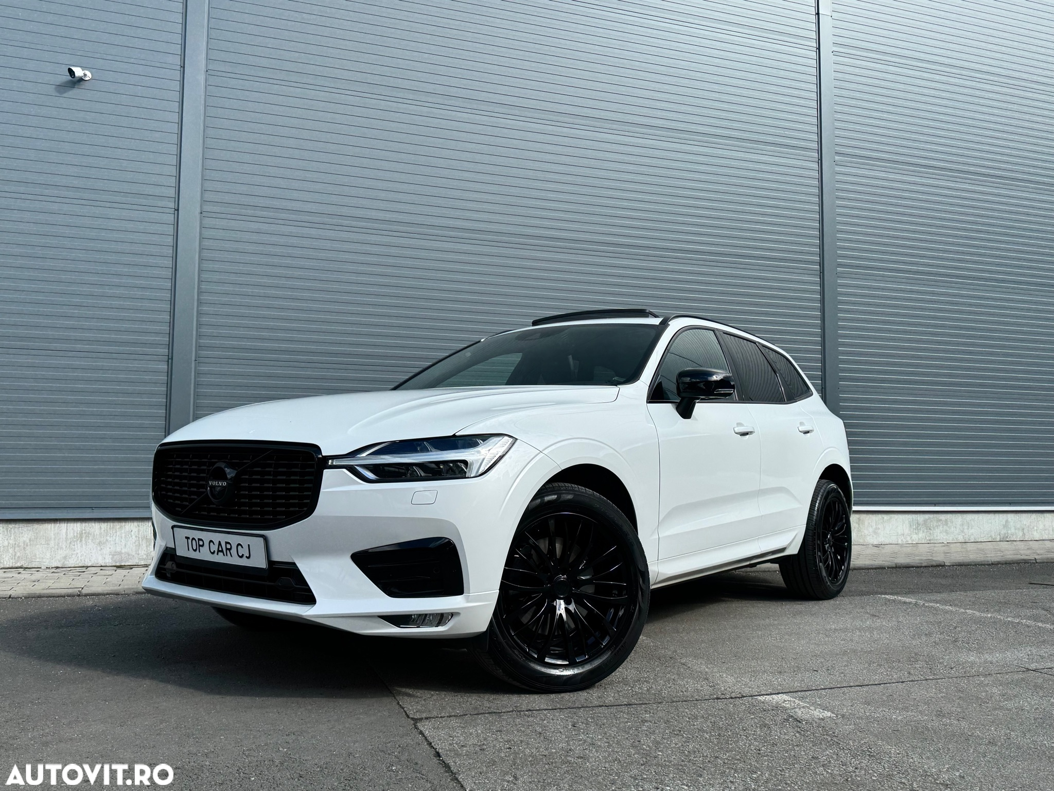 Volvo XC 60 B5 MHEV AWD R-Design - 12
